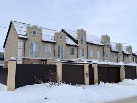 Дома/Коттеджи, 3-комн., Оренбург