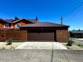 Дома/Коттеджи, 3-комн., Оренбург