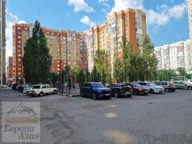 Квартиры, 3-комн., Оренбург