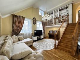 Дома/Коттеджи, 5-комн., Оренбург